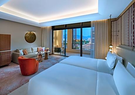 Deluxe Mountain View Twin Room