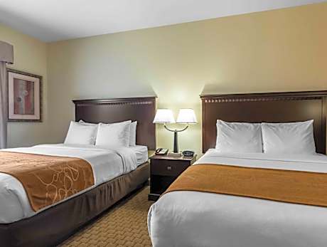 Queen Suite with Two Queen Beds - Non-Smoking