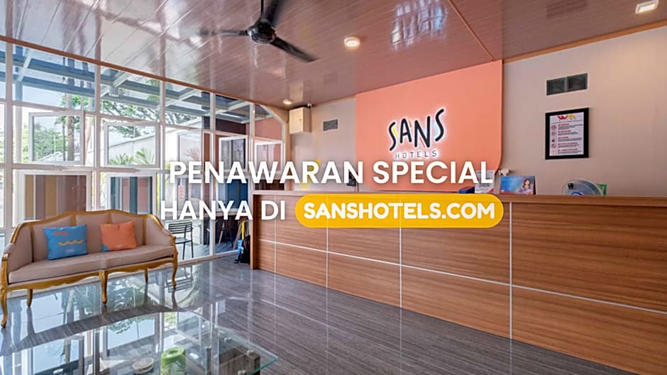 Sans WM Hotel Blitar
