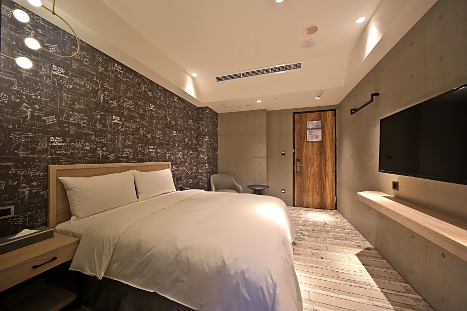 Micro Hotel