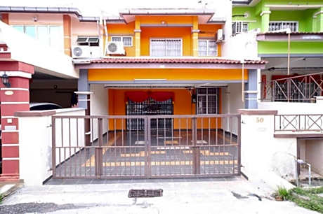 OYO Homes 90575 CK Bahau Homestay