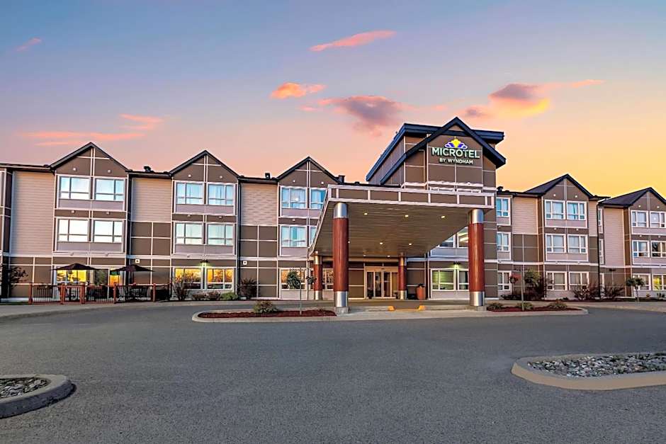 Microtel Inn & Suites by Wyndham Timmins