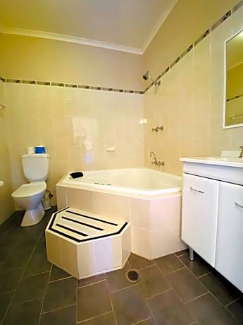 Double Room with Spa Bath