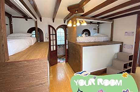 Single Bed in Mixed Dormitory Room