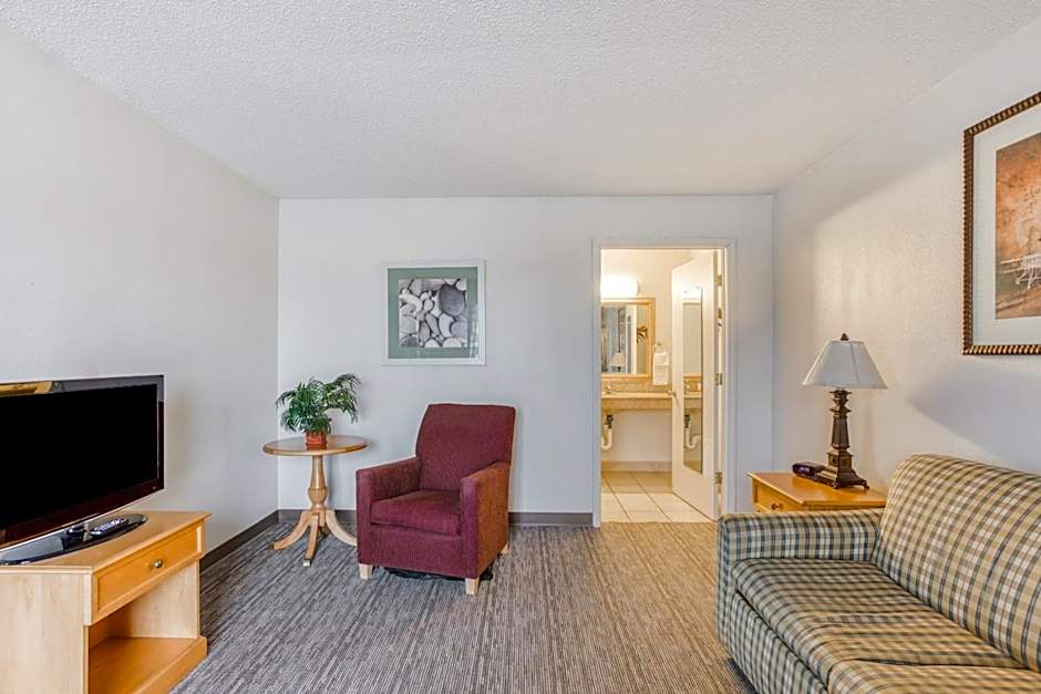 OYO Townhouse Owensboro West
