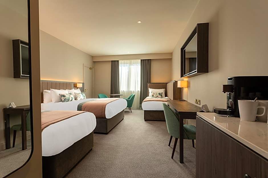 McWilliam Park Hotel