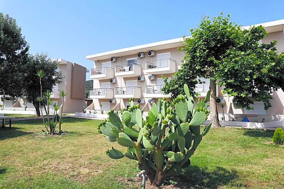 Hotel Sarti Beach