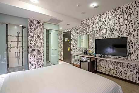 Standard Double Room - No Window