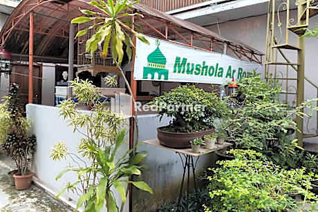 Pondok Kelapa Homestay near Unila Lampung RedPartner