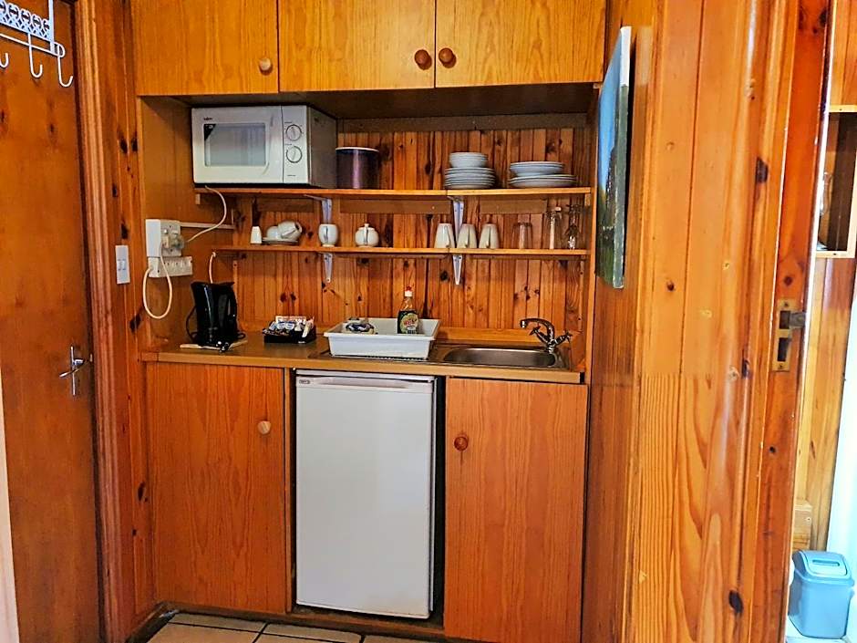 Lakeside Accommodation