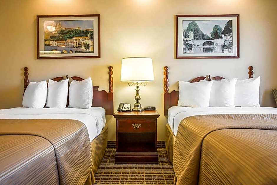 Quality Inn Greeneville - Tusculum