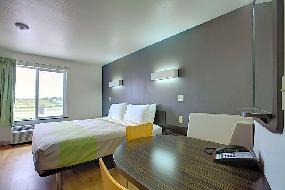 Studio 6-Sweetwater, TX