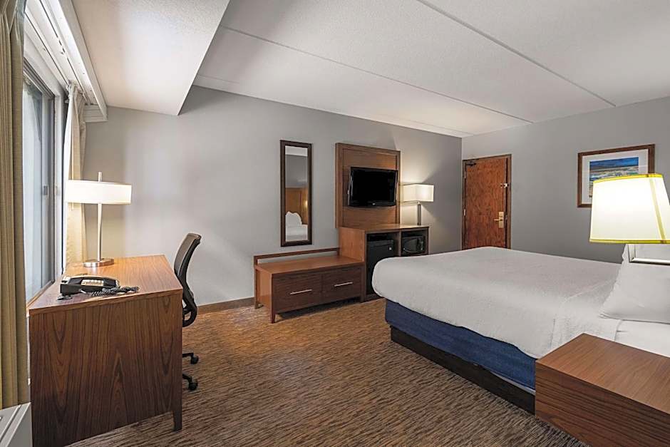 Best Western Bridgeview Hotel