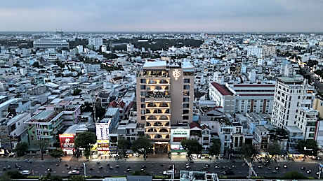 The Iris Signature Hotel and Spa