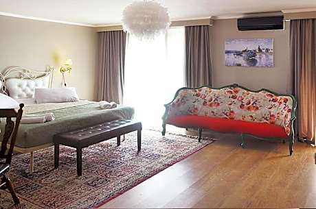 Two-Bedroom Suite