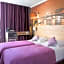 Best Western Rives de Paris La Defense