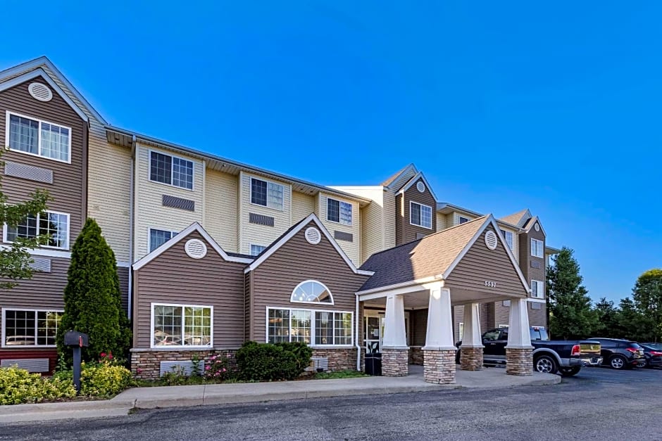 Sleep Inn & Suites