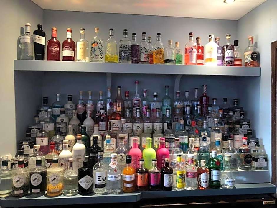 GOLF View Hotel & Macintosh Restaurant