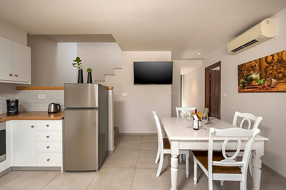Spilia Village Hotel & Villas
