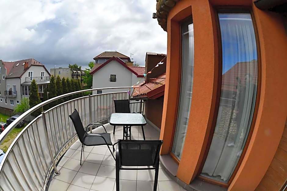 Willa Latarnik - doskonała lokalizacja, blisko atrakcji, 20min do plaży