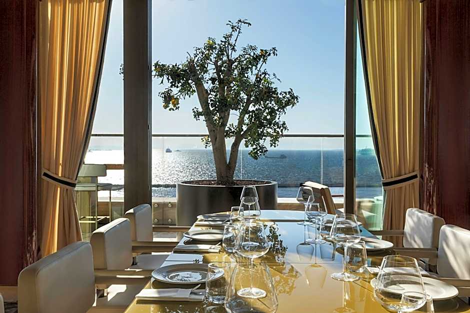 Izmir Marriott Hotel