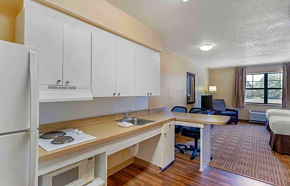 Extended Stay America Select Suites - Chicago - Rolling Meadows