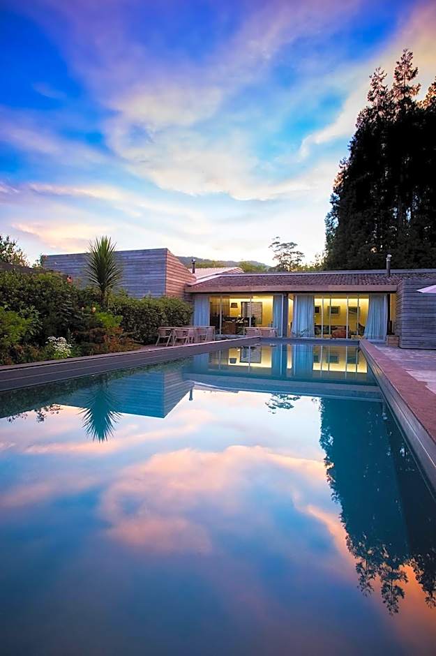 Furnas Lake Forest Living