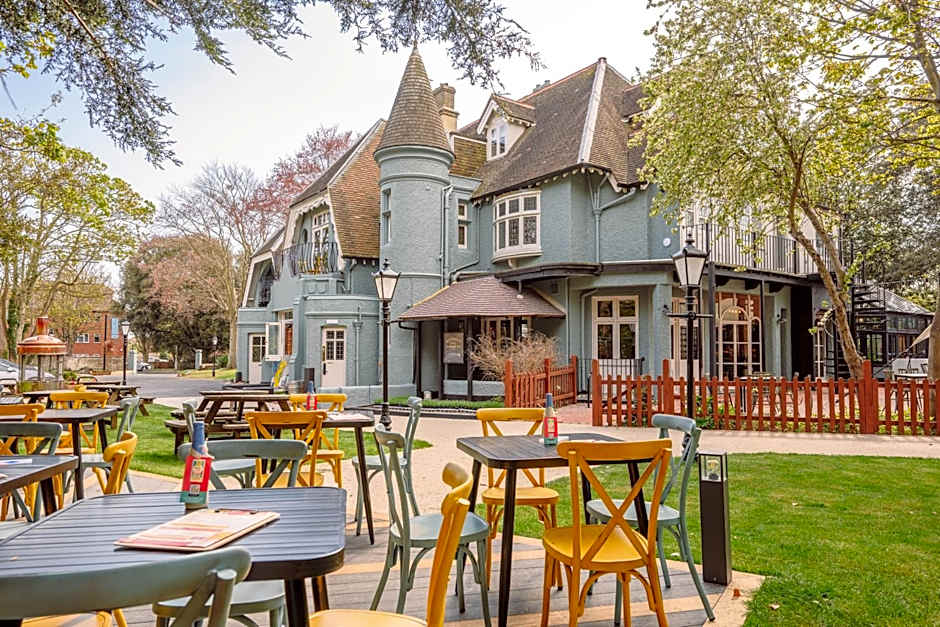 Brewhouse and Kitchen