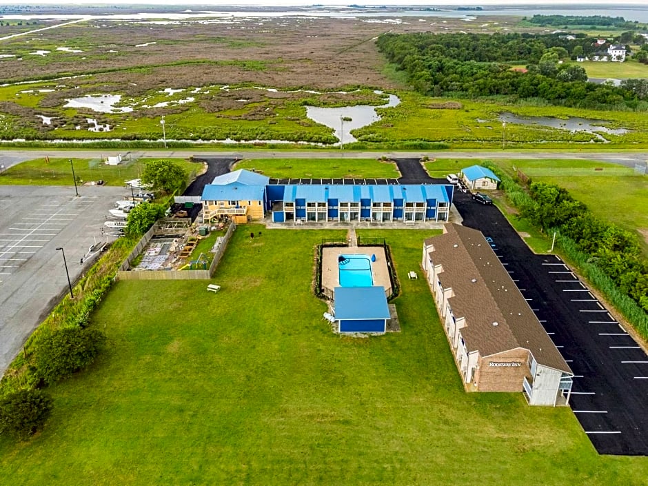 Rodeway Inn at Somers Cove Marina