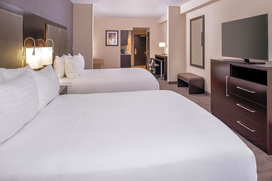 Holiday Inn Express & Suites Monroe By IHG