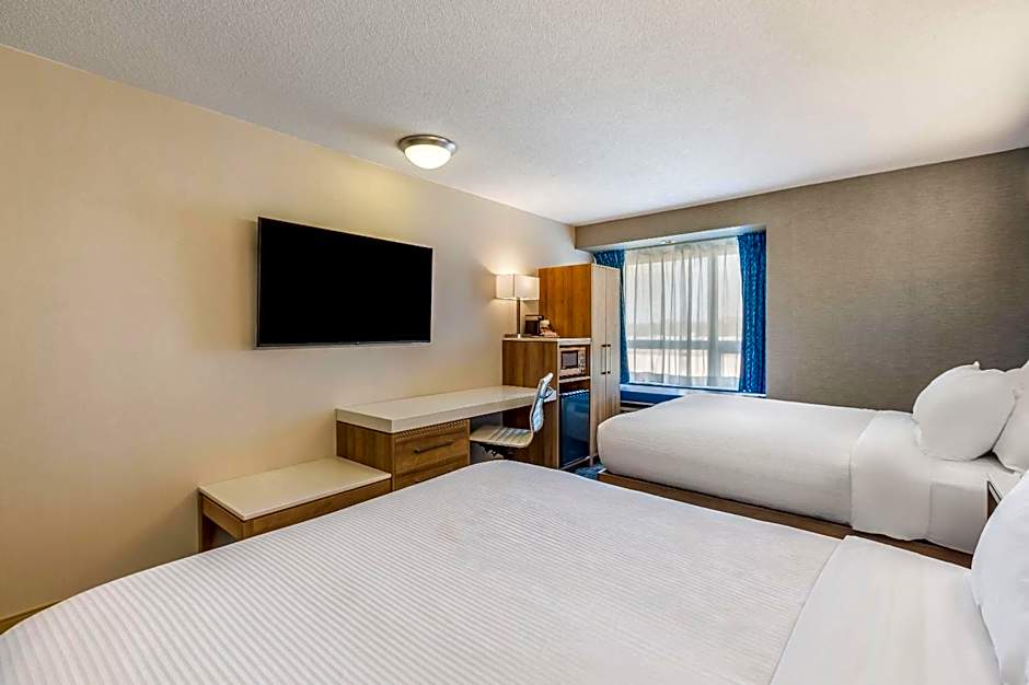 Microtel Inn & Suites by Wyndham Timmins