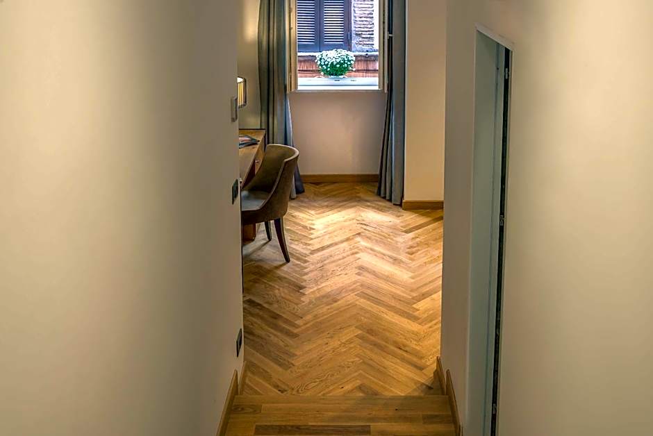 Navona Essence Hotel