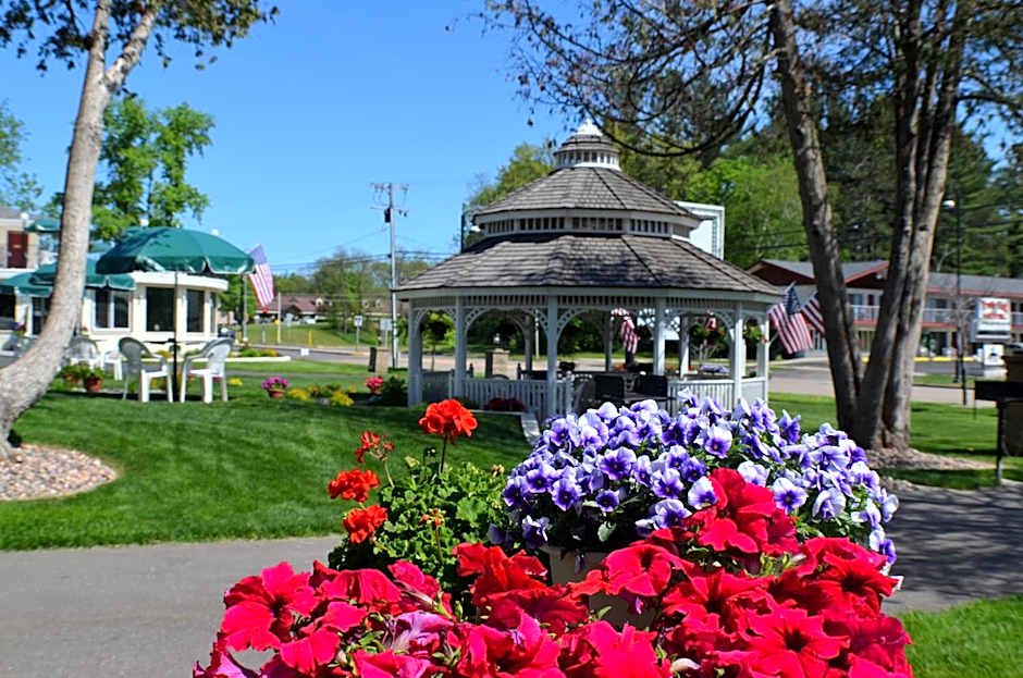 Amber's Inn and Suites