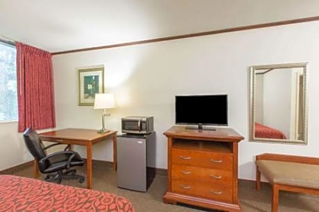 Business Double Room with Two Double Beds - Non-Smoking