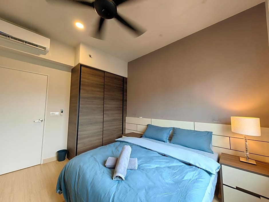 Windmill Upon Hills, Genting Highlands by Rverse Suite