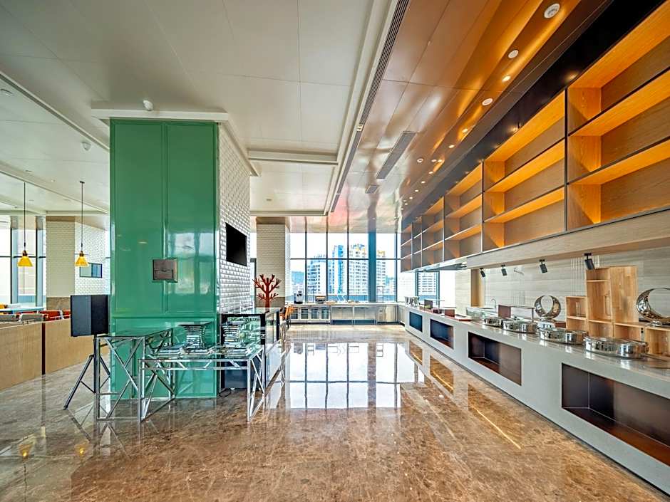 Holiday Inn Zhuhai City Center By IHG