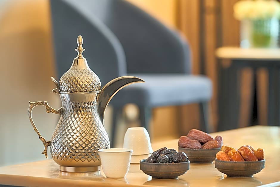 Anwar Al Madinah Movenpick Hotel