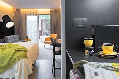 Executive Garden Jacuzzi