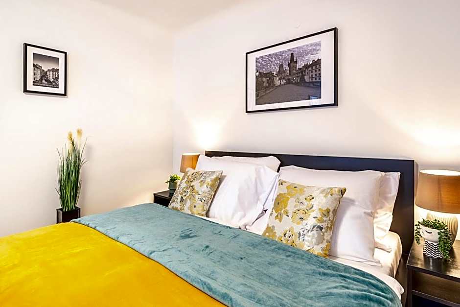 Primavera - Castle view apartments