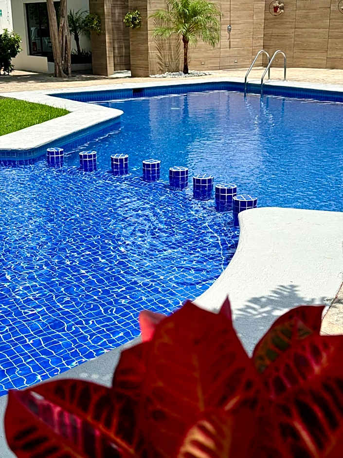 Aurea Hotel and Suites