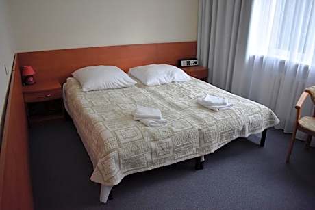 Twin Room with Extra Bed