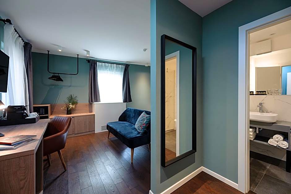 Camera Hotel