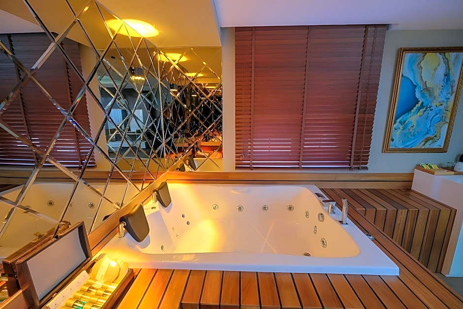 Elysium Green Suites