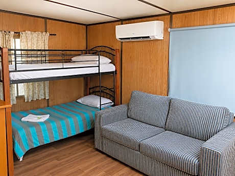 Standard Cabin - Pet Friendly - Sleeps 4