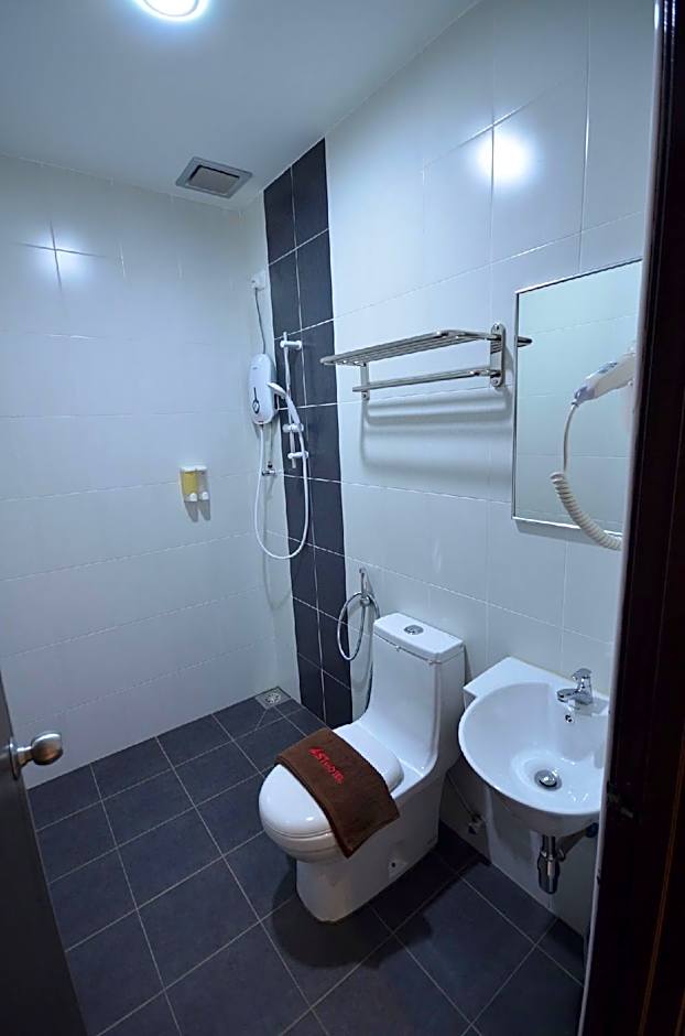Ast Hotel