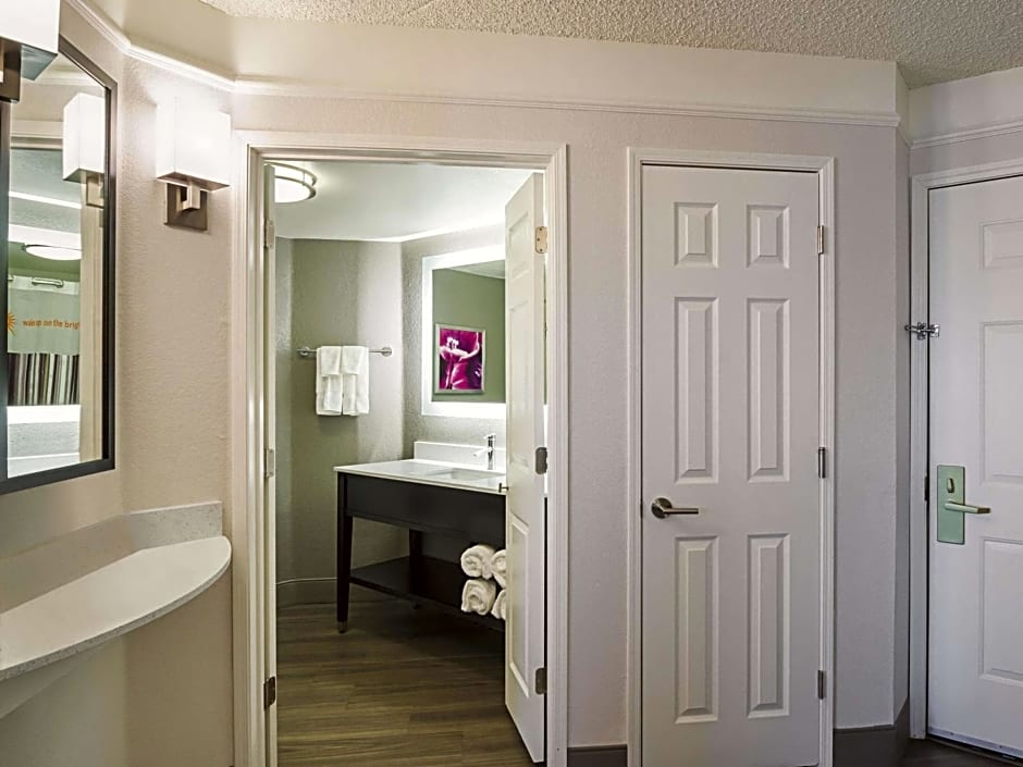 La Quinta Inn & Suites by Wyndham Denver Tech Center