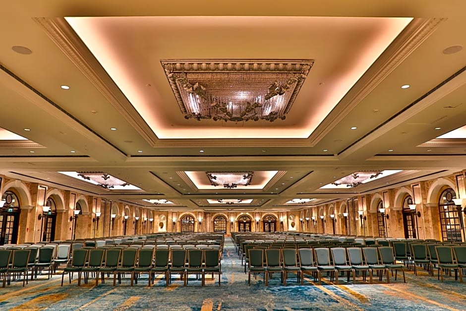 InterContinental Phoenicia Beirut by IHG