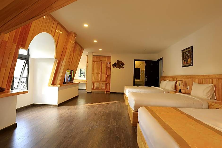 TTR Moonstone Apart Hotel