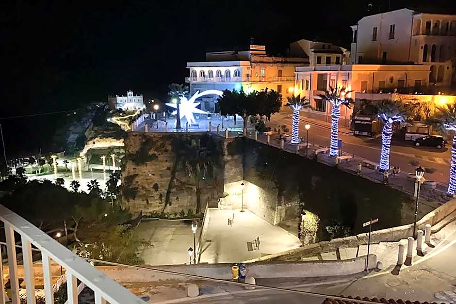 B&B Island Tropea -Sea View Rooms & Suites-