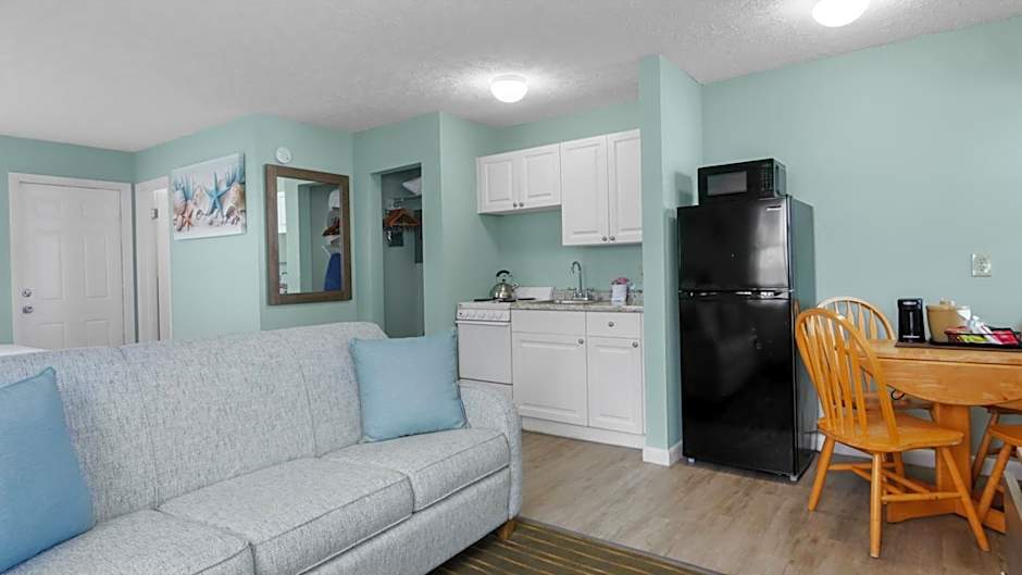 Ocean Court Beachfront Hotel